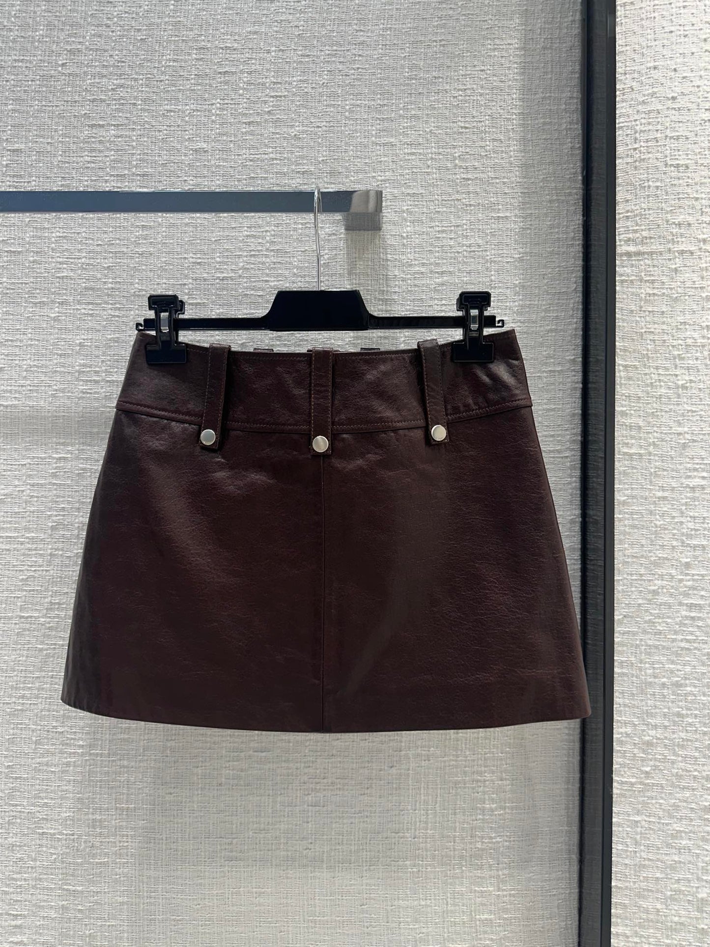 賽C家-2404 24春夏新款 龐克風小羊皮半裙 棕色