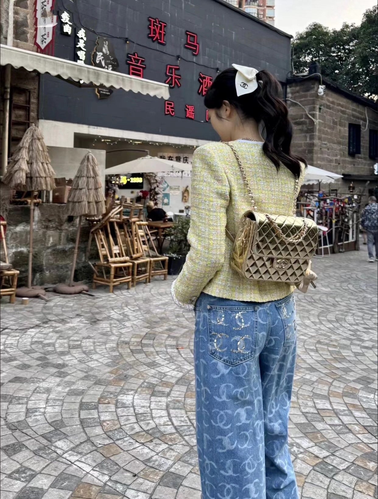 小香家-早春系列24c 雙肩背包 金色