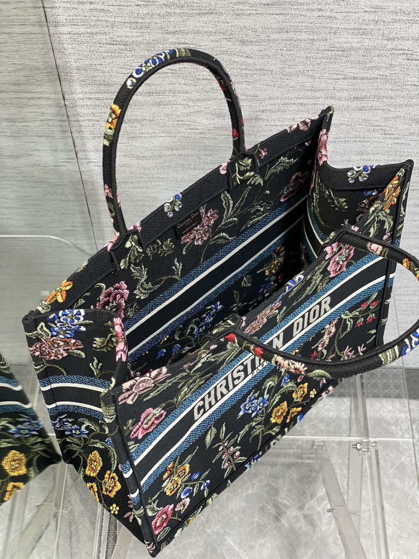 迪D家 Book Tote 刺繡字母黑色 大號41.5cm