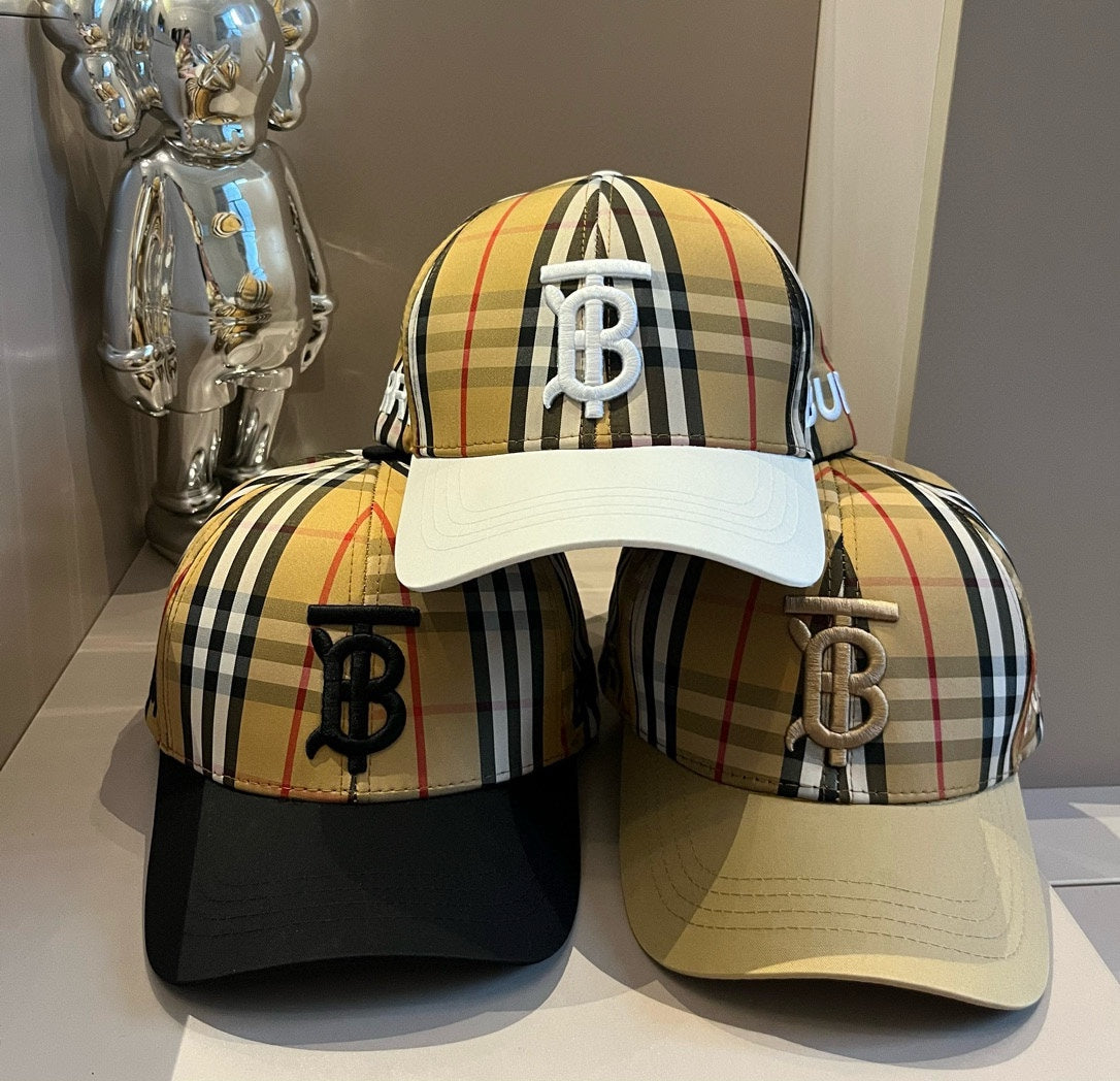 巴B家-春夏款大B經典格紋鴨舌帽 卡其色