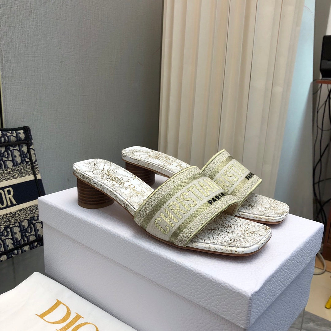 迪D家-2024花刺繡 低跟拖鞋 黃色