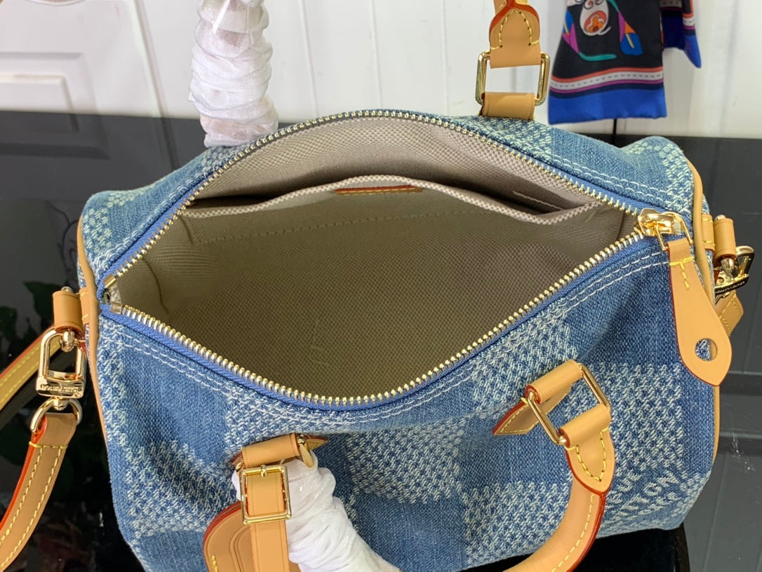 M40700 路L家-NANO SPEEDY手提包 25cm