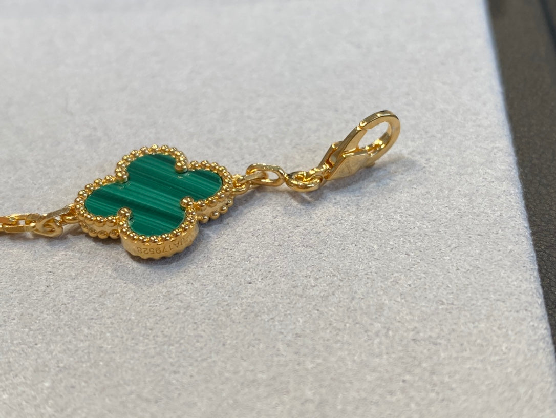 梵V克-手鏈085