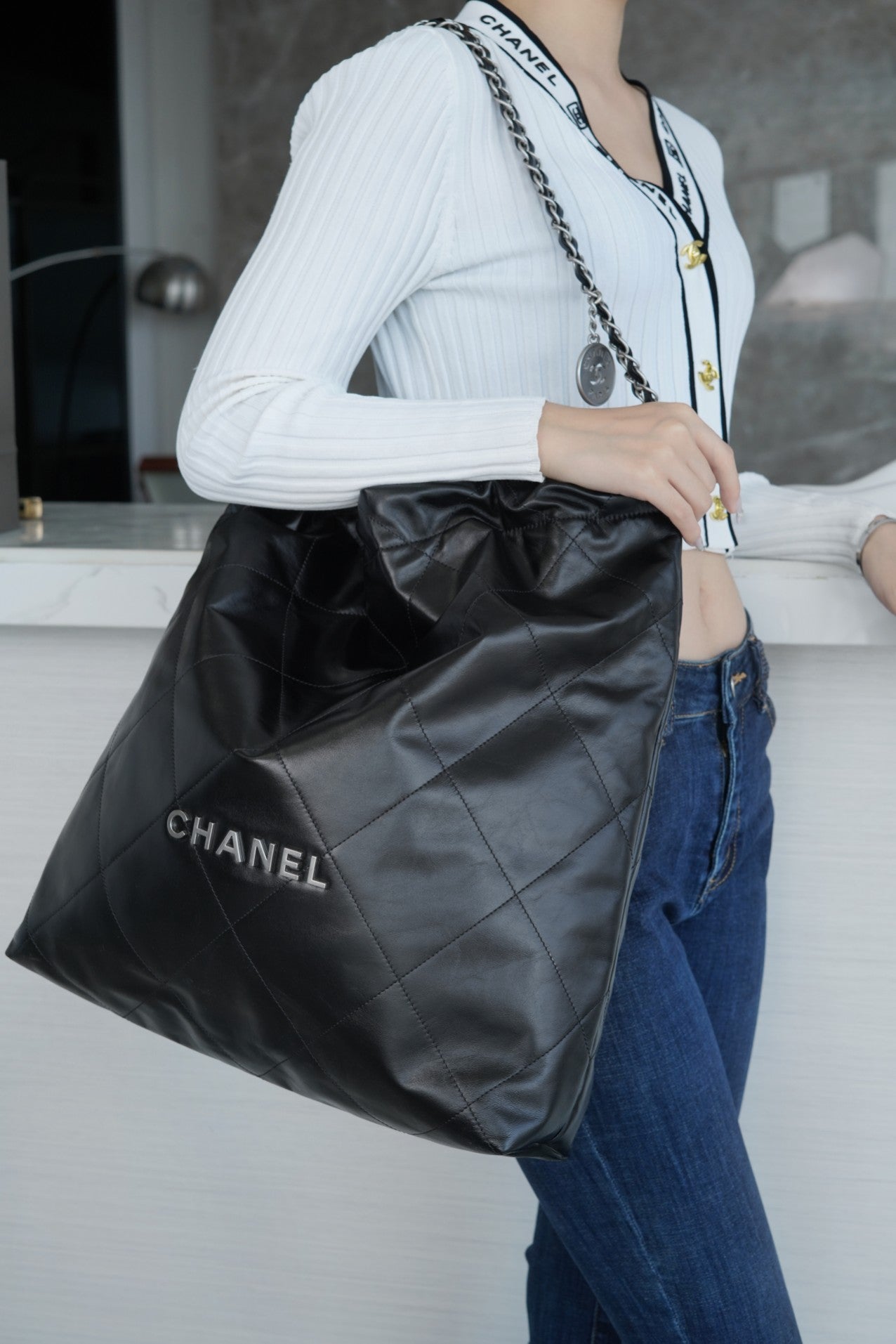 小香家-Chanel 22號手袋 黑銀色大號