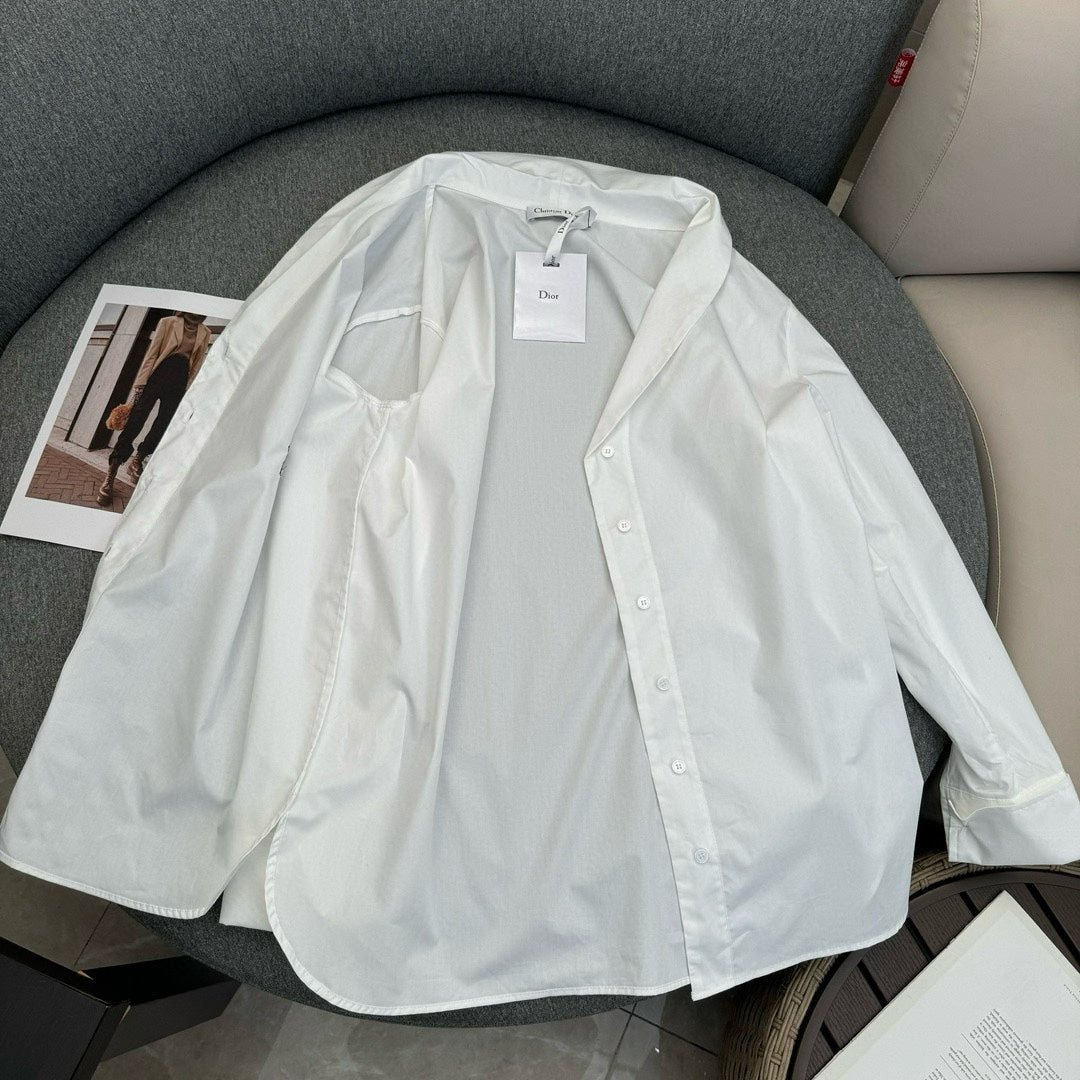 迪D家-2403 24春夏新品不對稱斜肩棉綢襯衫 白色