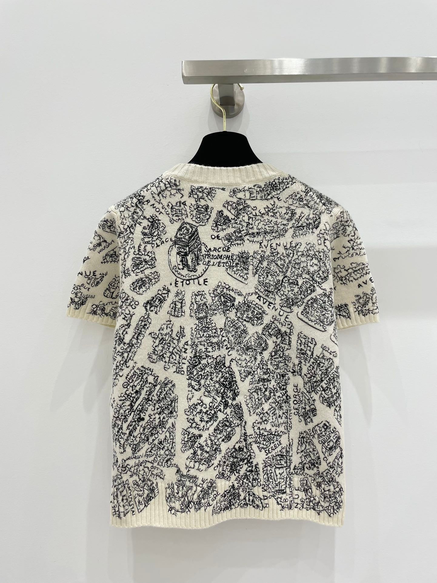 迪D家-2403 巴黎地圖刺繡羊絨套頭衫 短袖