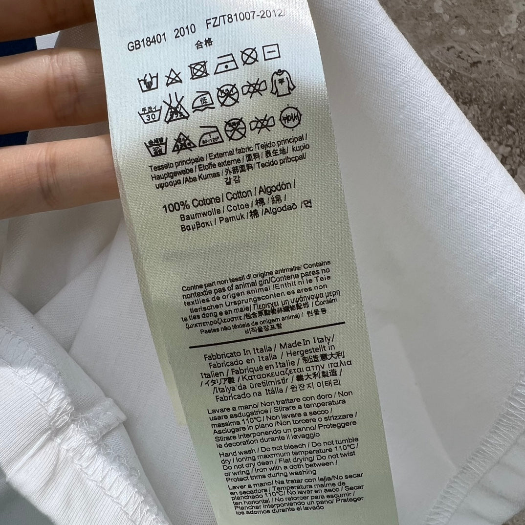 芬F家-2403 24SS春夏新款 logo字母印花短袖TEE 綠色