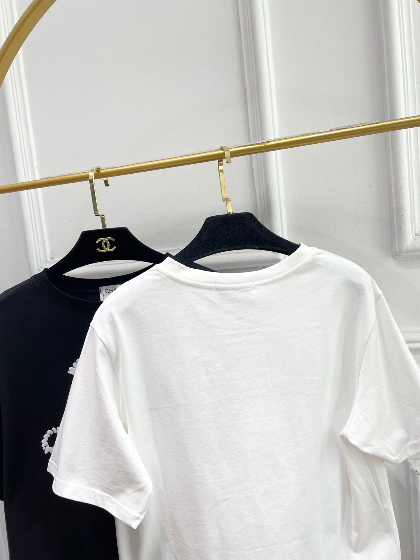 小香家-2404 重疊logo標短袖Tee 白色