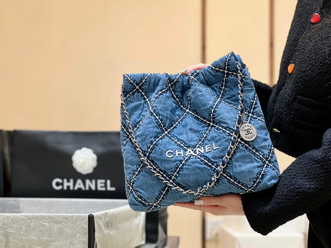 小香家-春夏新款 Chanel 22號手袋 菱格紋縫線牛仔布