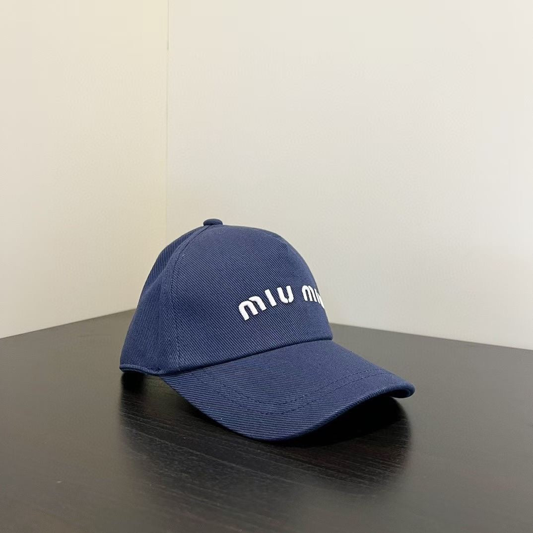 穆m家-刺繡LOGO棒球帽 藏青色