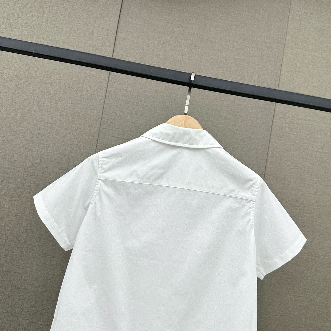 穆Ｍ家-2404 字母刺繡棉質短袖襯衫 白色