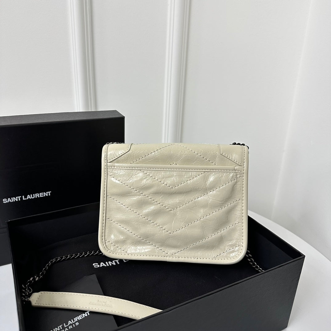聖Y羅-Niki Chain Wallet mini 白色