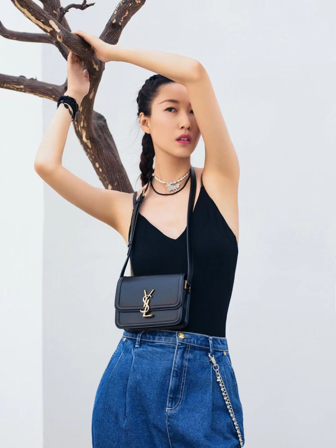 聖Y羅-BOX SAINT LAURENT 豆腐包 小號 黑色 上身圖