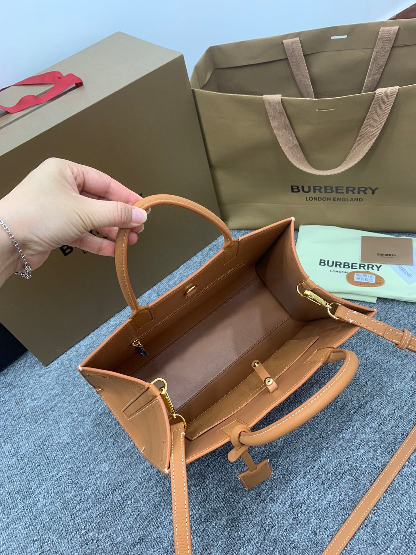 巴B家-Frances 粒紋皮革托特包 棕色 32CM