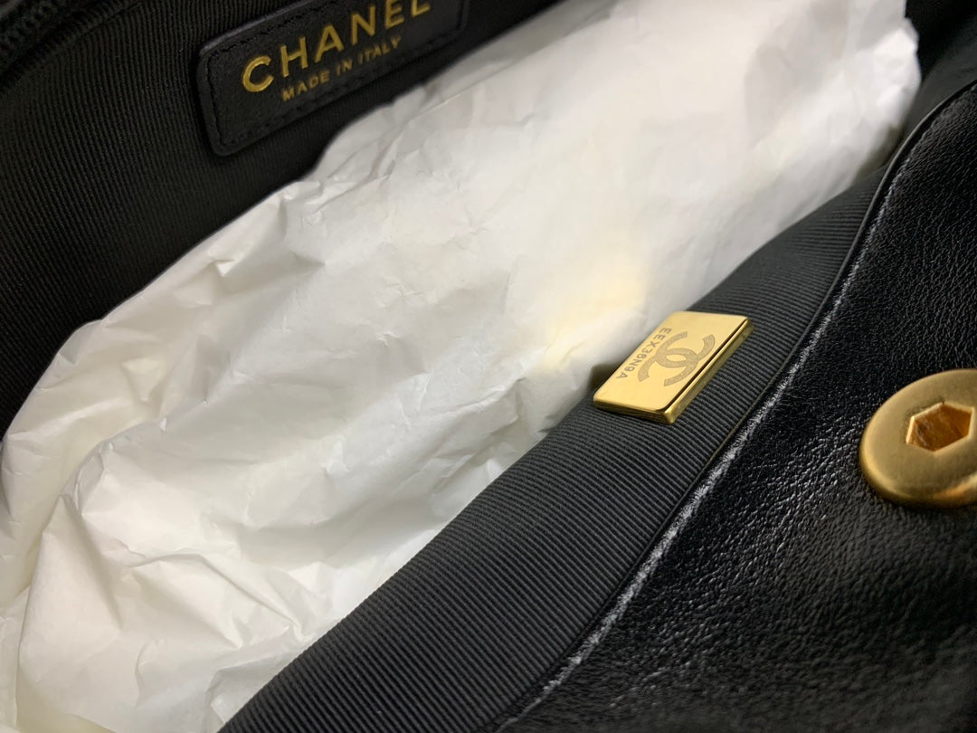 小香家-Chanel Hobo 復古單肩包 黑色