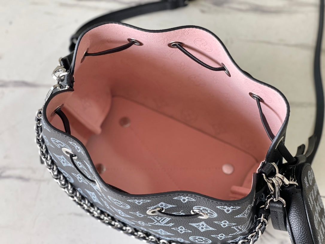 M21096 路L家-Bella Tote 托特包 黑