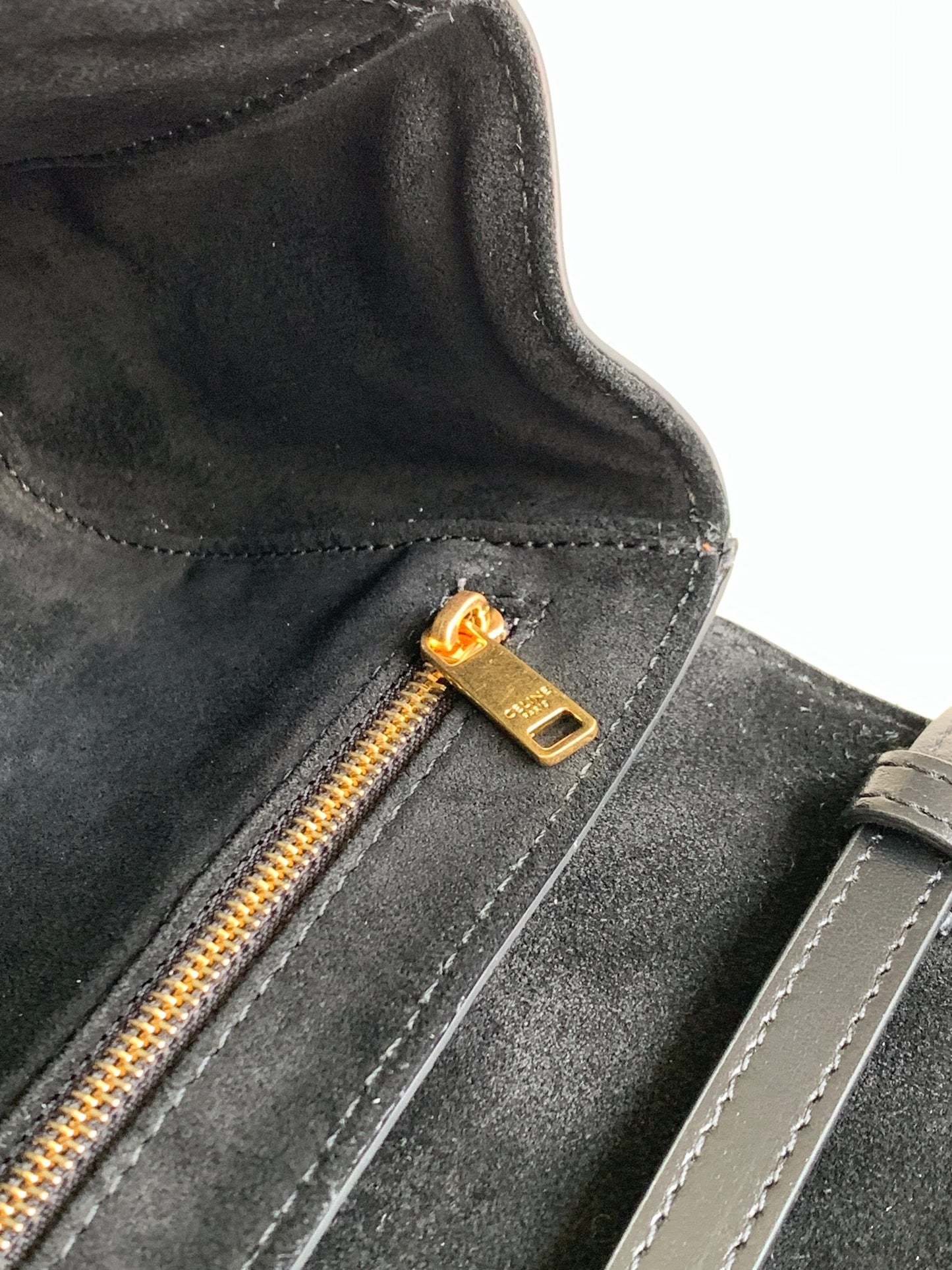 賽C家-2023春季新款 mini soft 16 粒面牛皮革手袋 黑色