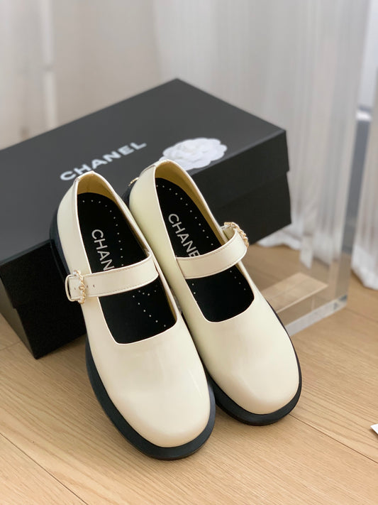 小香家-2023秋冬新款 瑪麗珍單鞋 白色