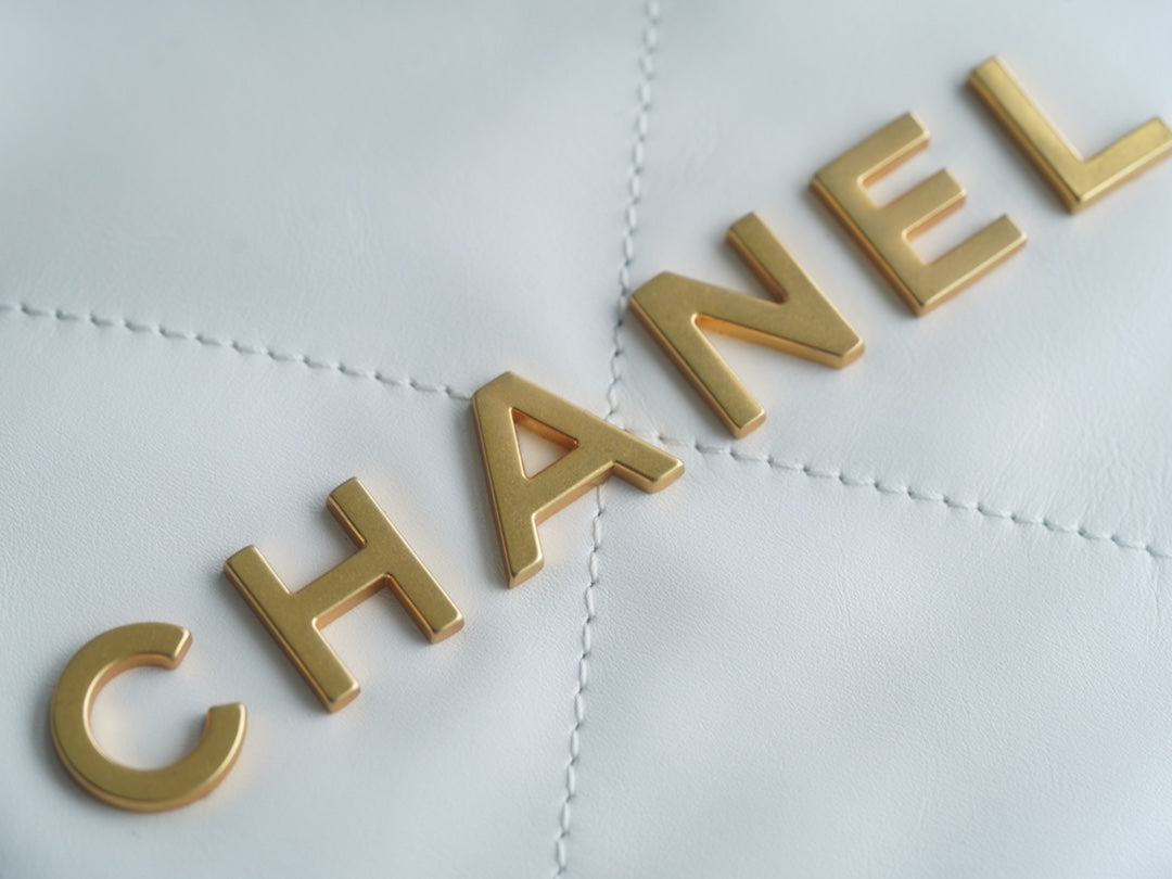 小香家-Chanel 22號手袋 白金色小號