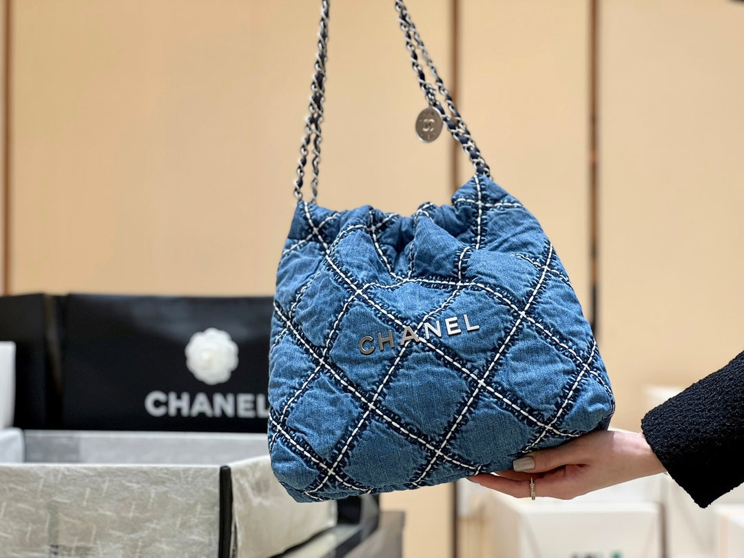 小香家-春夏新款 Chanel 22號手袋 菱格紋縫線牛仔布