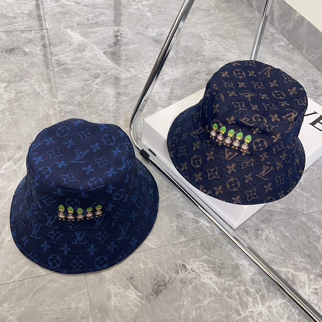 路L家-2024新款老花俏皮經典漁夫帽 藍色