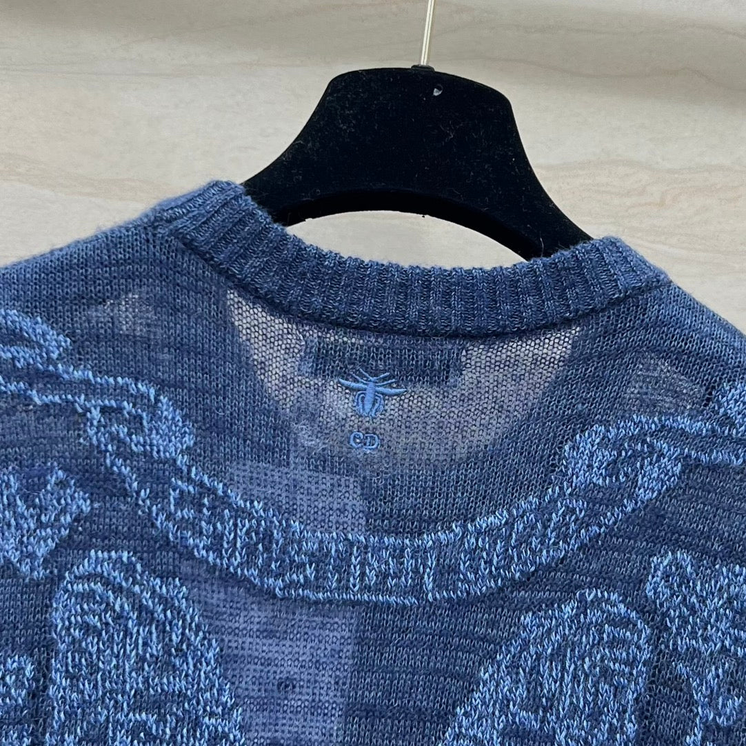 迪D家-2403 24早春新品重工蝴蝶花卉刺繡羊絨針織短袖上衣 藍色