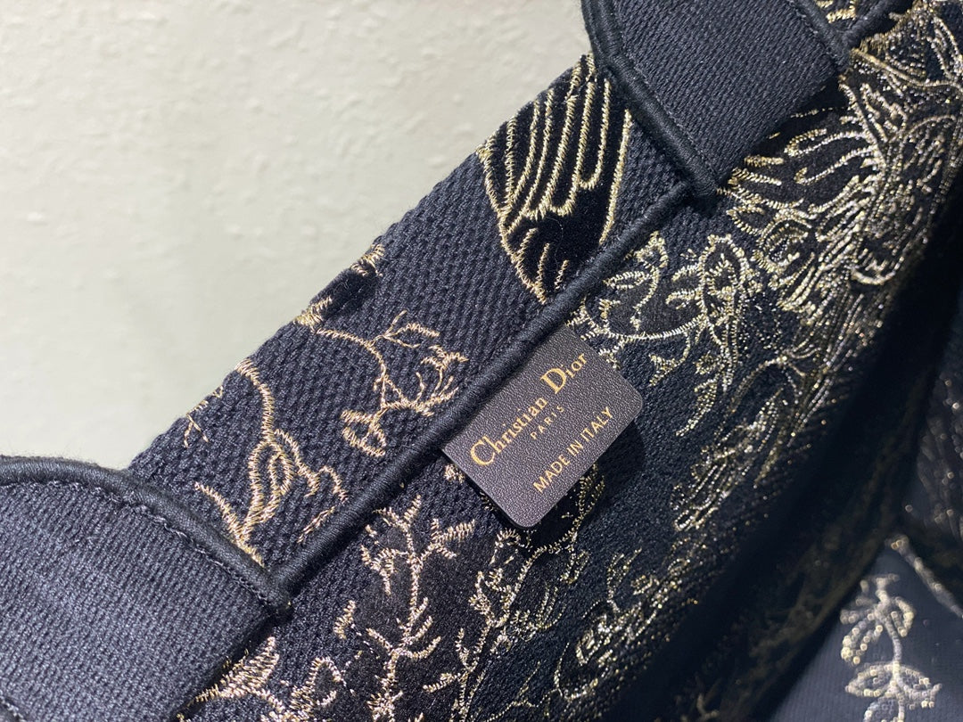 迪D家 Book Tote 刺繡天鵝絨和金屬光澤線 大號41.5cm