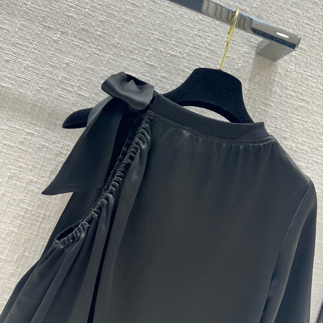 小香家-2404 24s春夏新品蝴蝶結繫帶圓領單袖小上衣 黑色