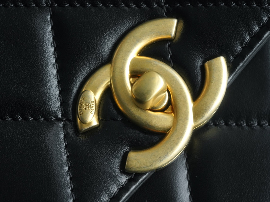 小香家-Chanel 24c雙金球 CF 黑色