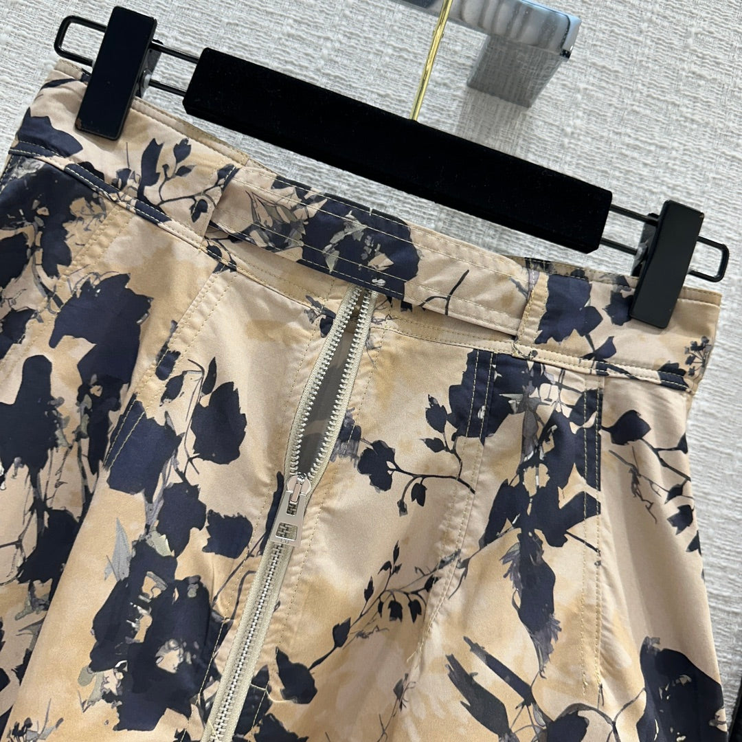 迪D家-2403 新品黑色花卉卡其半身裙