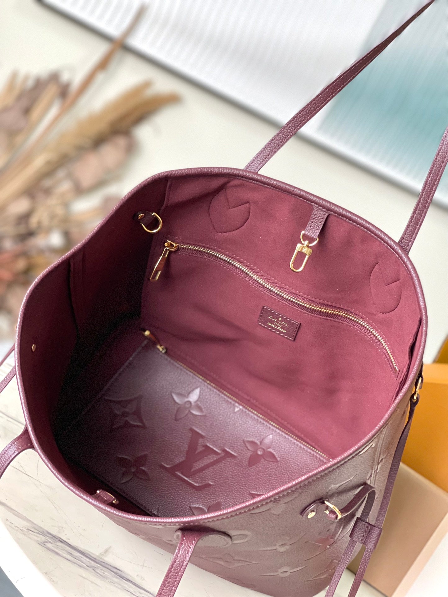M45686 路L家-Neverfull MM 手提包 酒紅色
