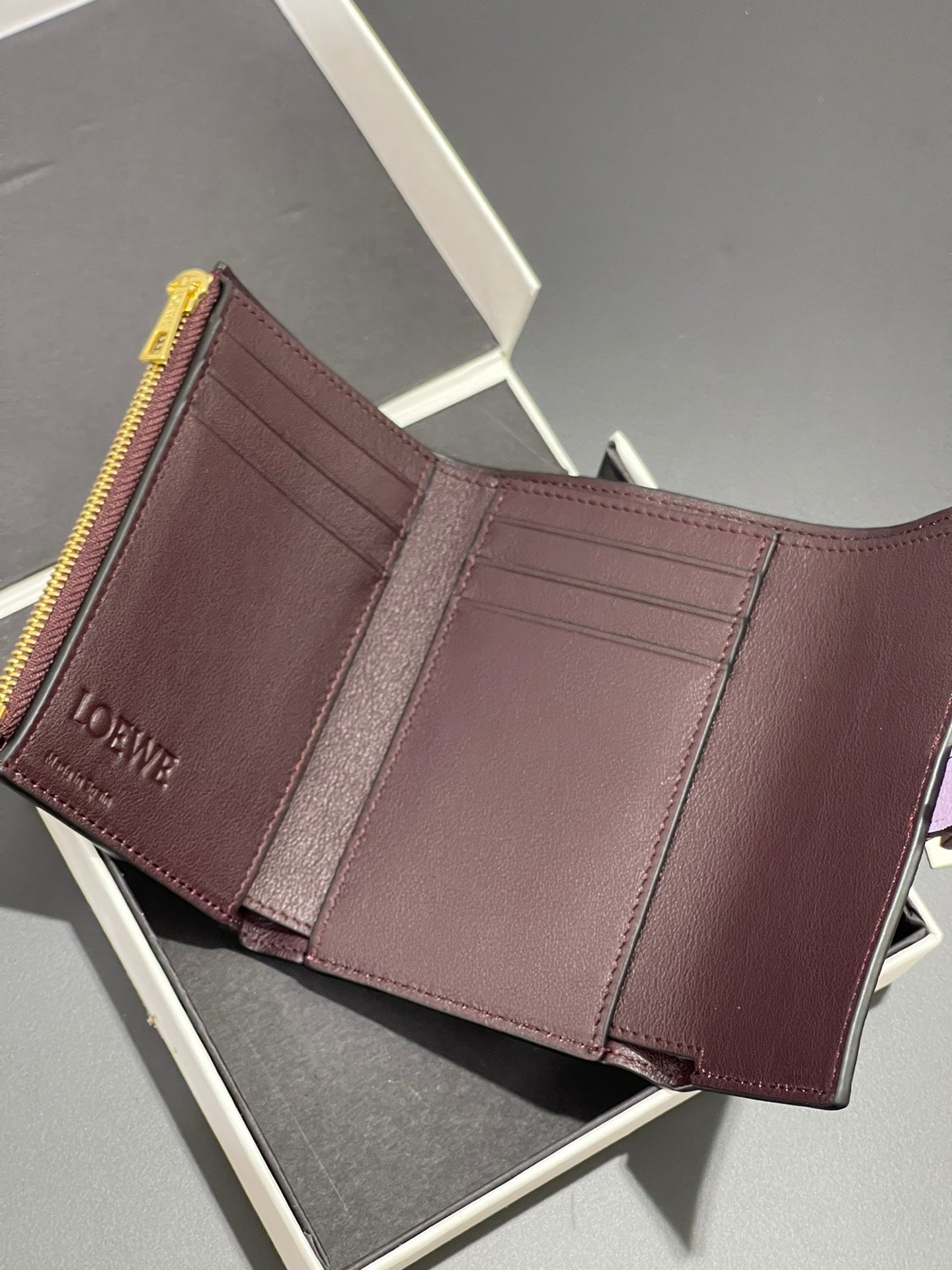 羅L威-Small vertical wallet系列 粉紫色