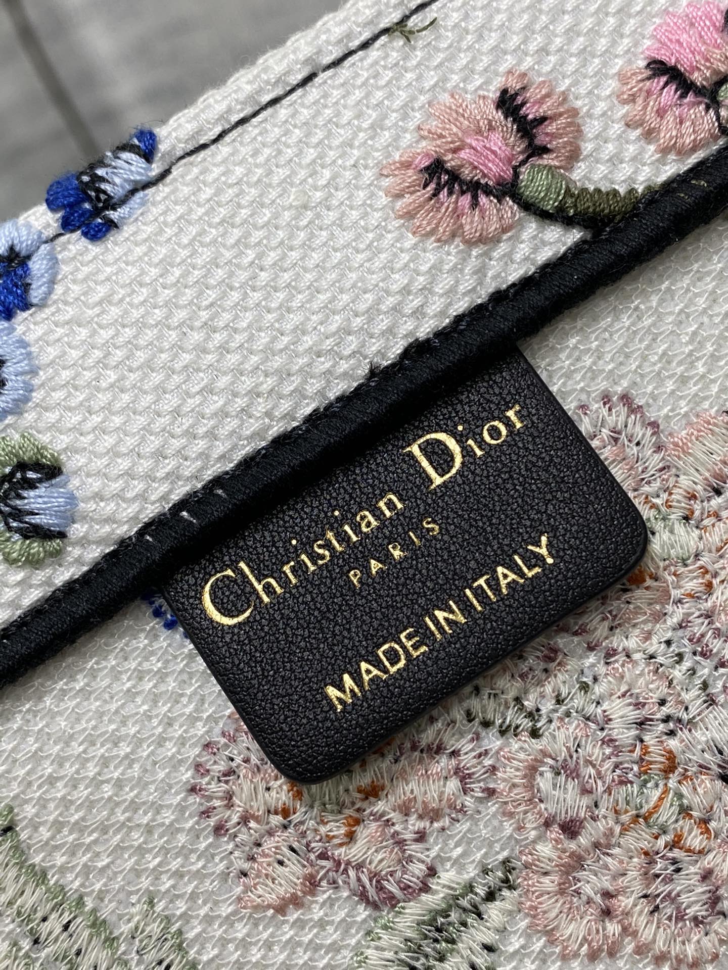 迪D家 Book Tote 刺繡字母白花 中號36.5cm