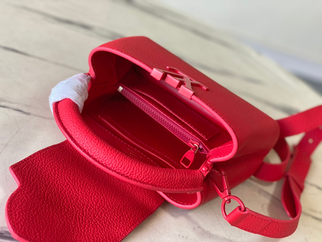 路L家-M11798 mini Capucines迷你手袋 紅色