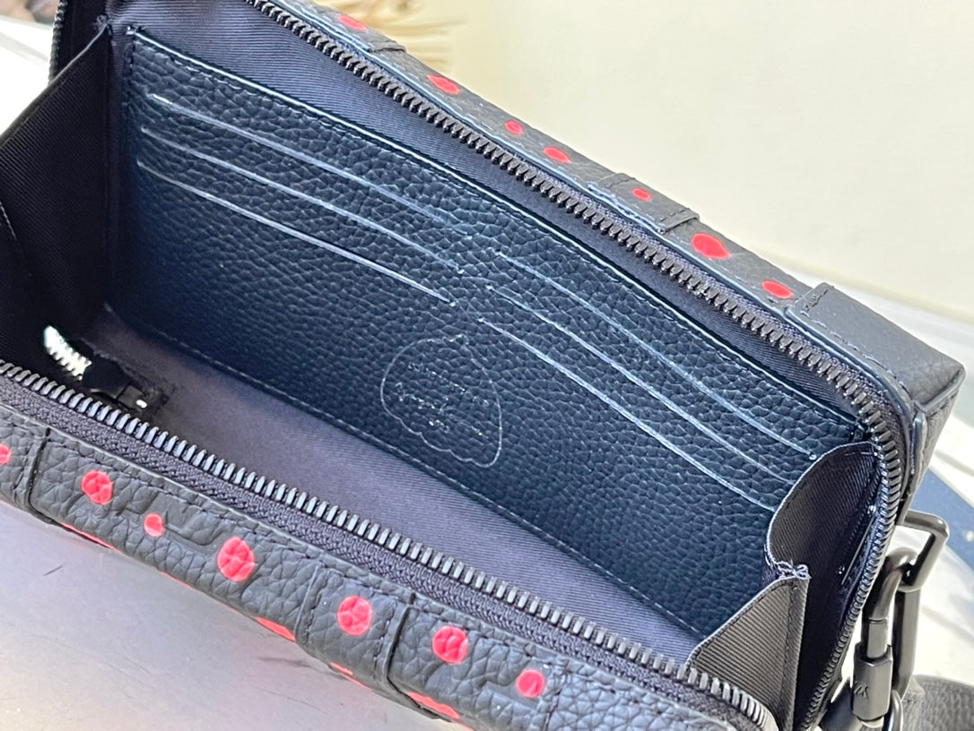 M81905 路L家-Handle Soft Trunk 手袋