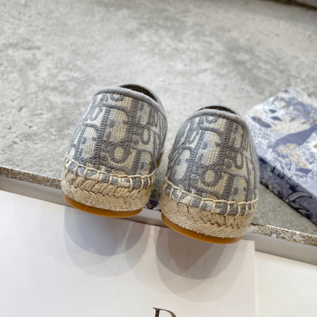 迪D家-經典款 立體刺繡漁夫鞋 灰色