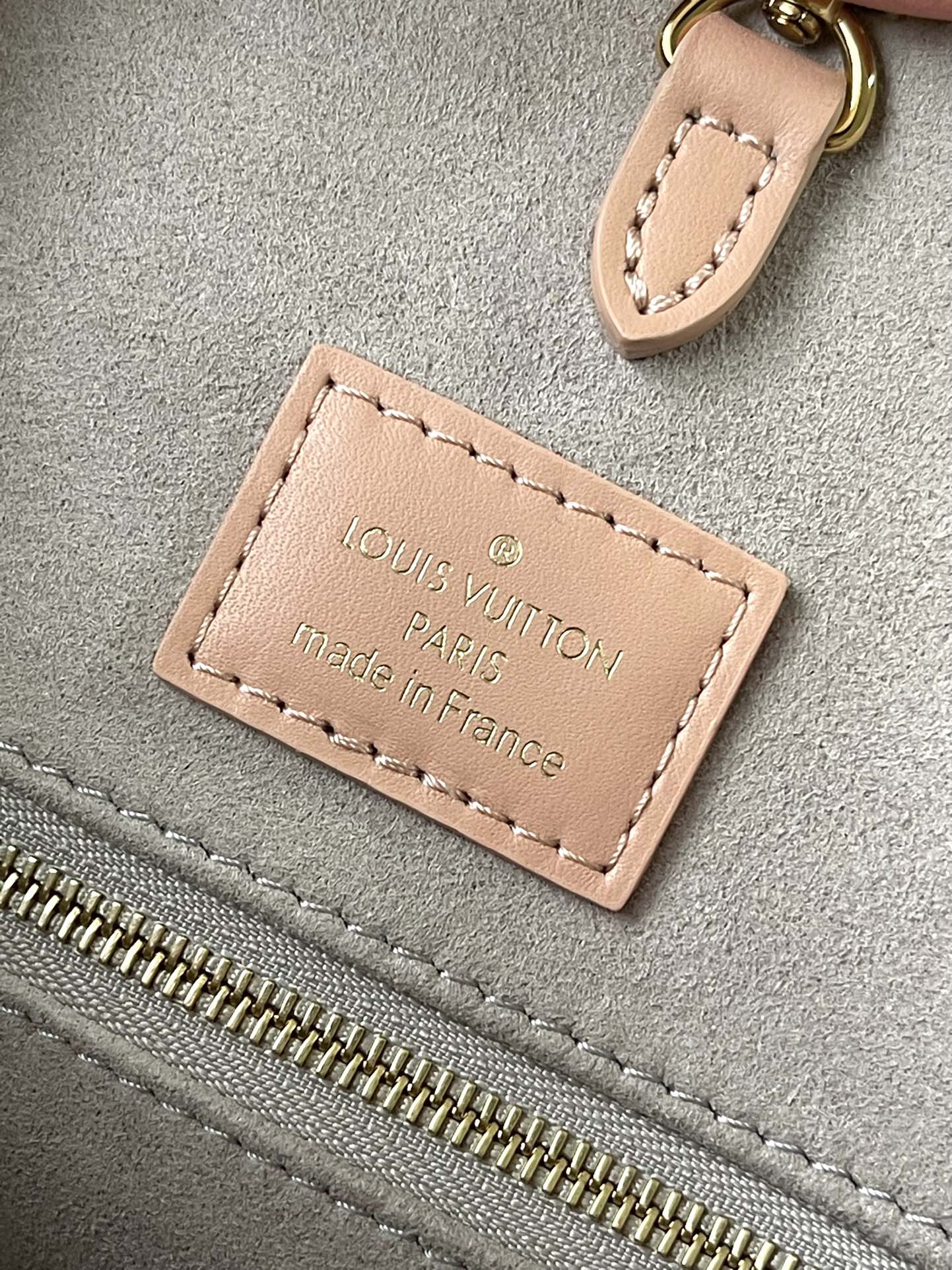 M46286 路L家-OnTheGo MM 粉色
