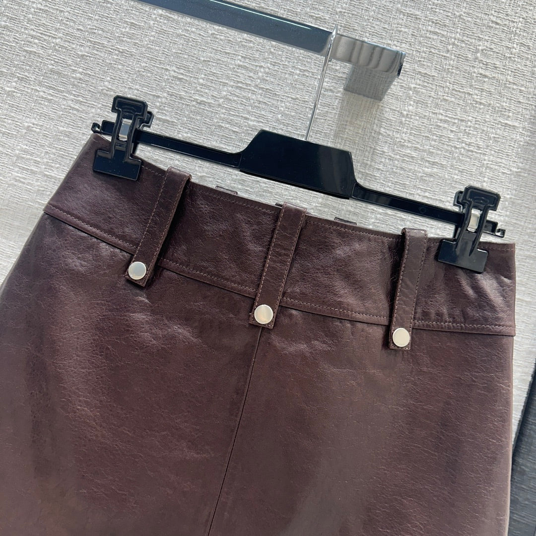 賽C家-2404 24春夏新款 龐克風小羊皮半裙 棕色