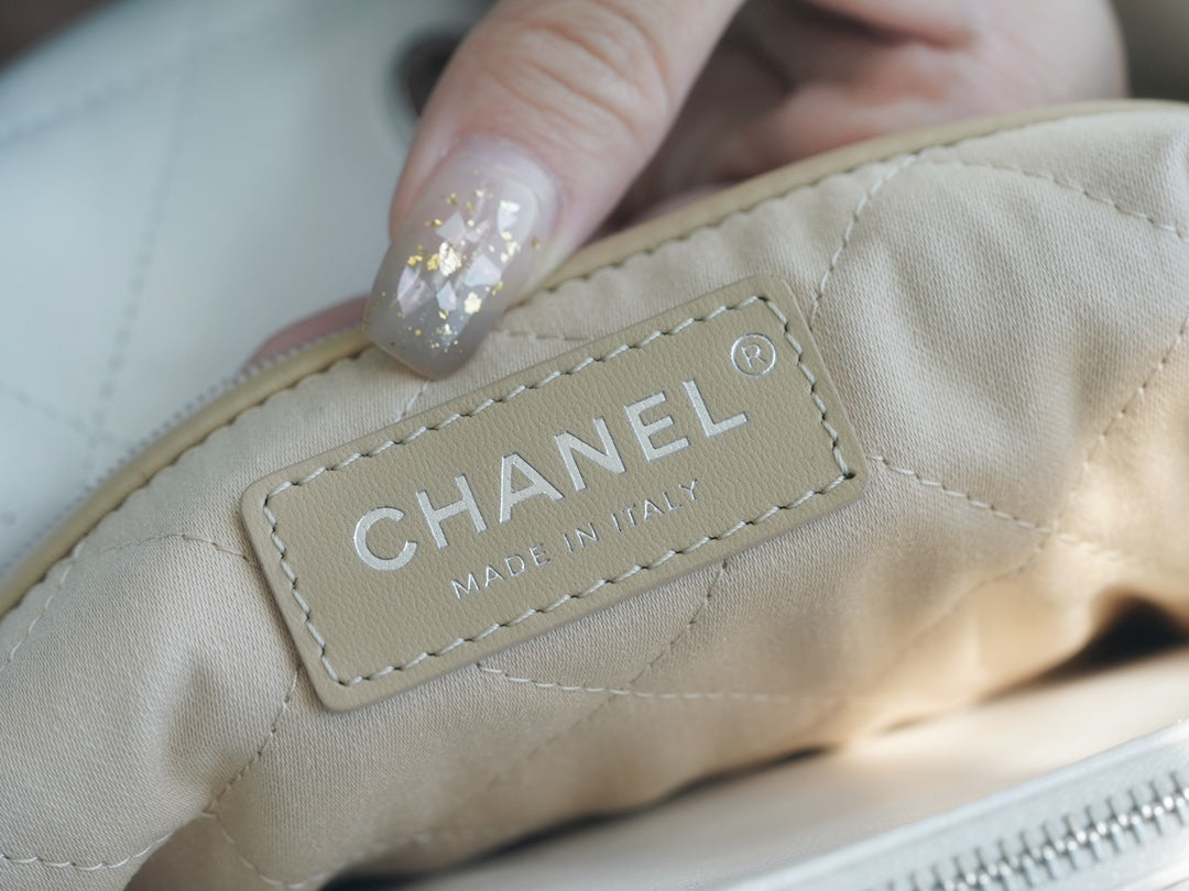 小香家-Chanel 22號手袋 白銀色小號