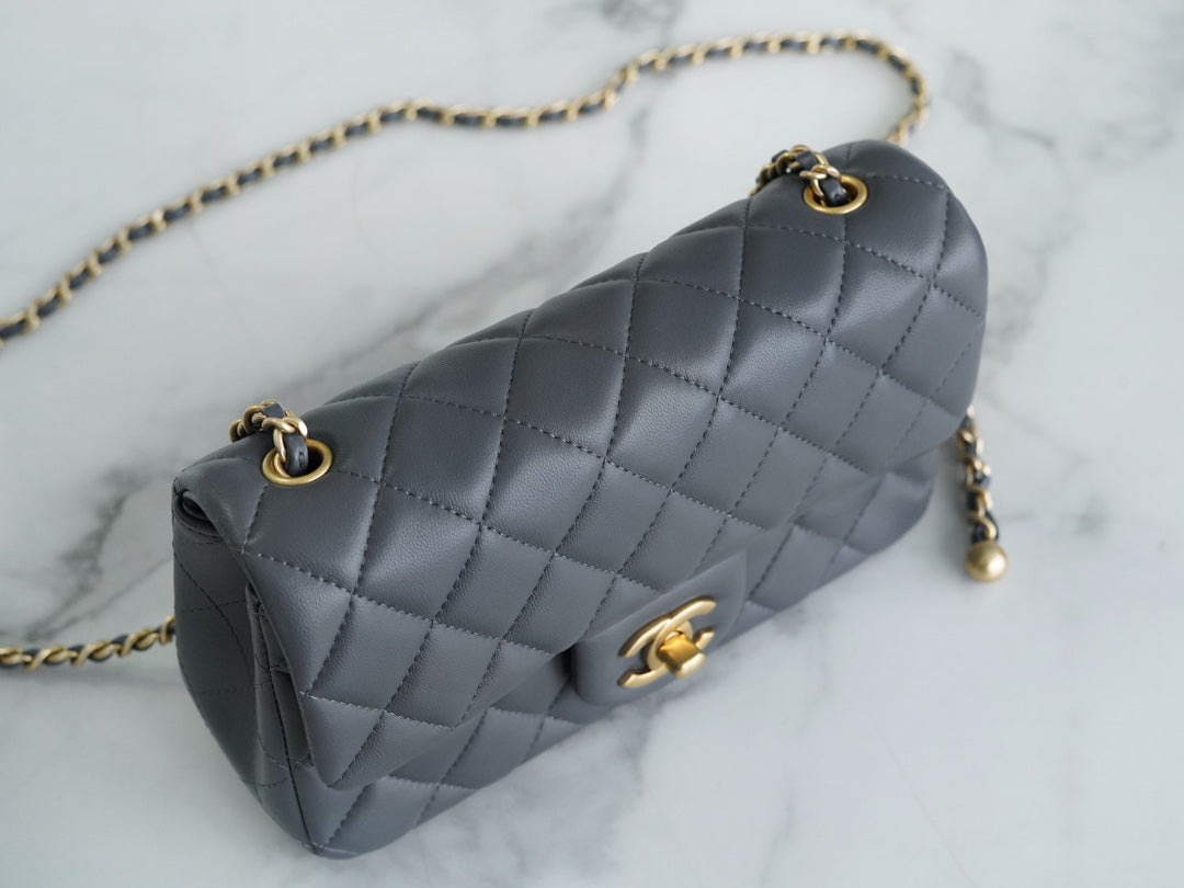 小香家-Chanel 23k 金球方胖子 深灰色大號