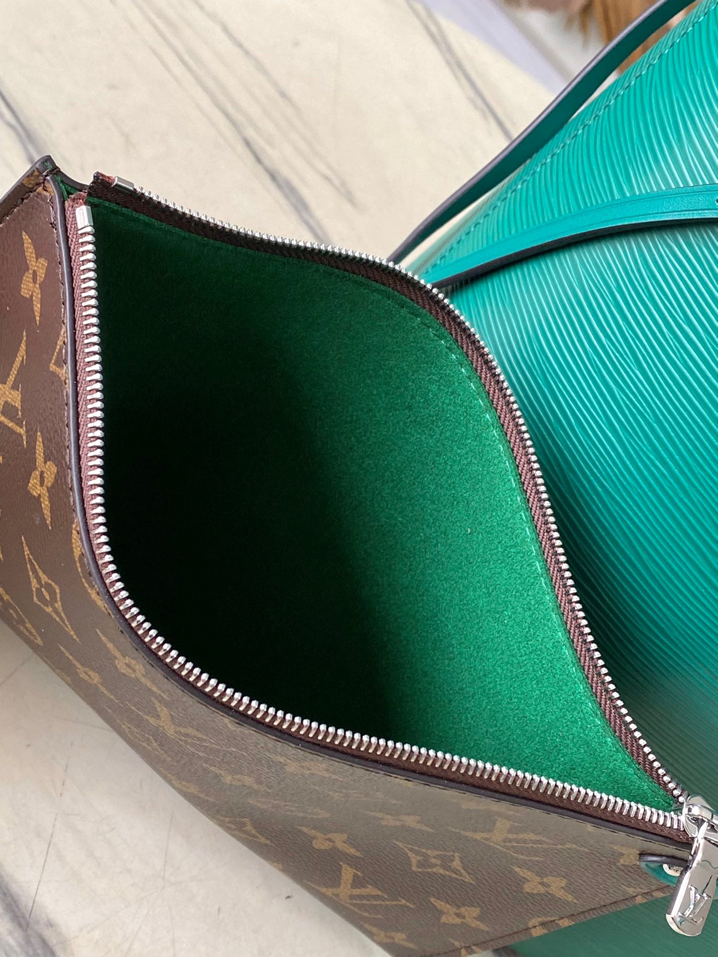 路L家-M12195 Neverfull MM手挽袋 綠色
