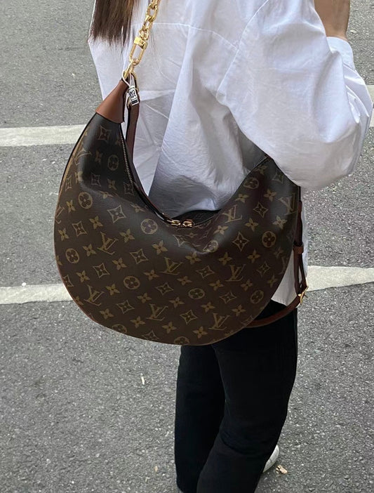 M46311 路L家-Loop Hobo Monogram大型半月包