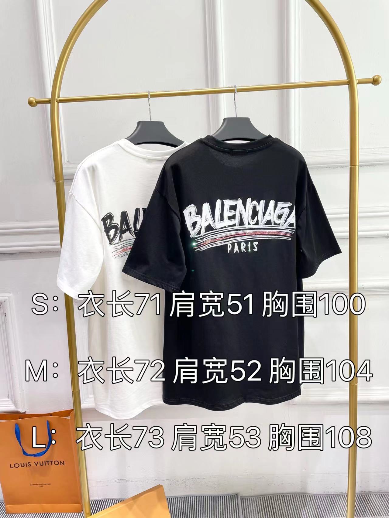 巴黎世-2403 燙鑽做舊字母寬鬆棉短袖Tee 黑色