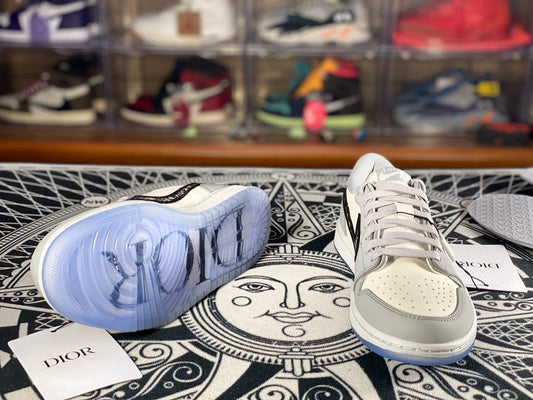 NIKE鞋子-AJ1 Dior聯名款男款 44碼