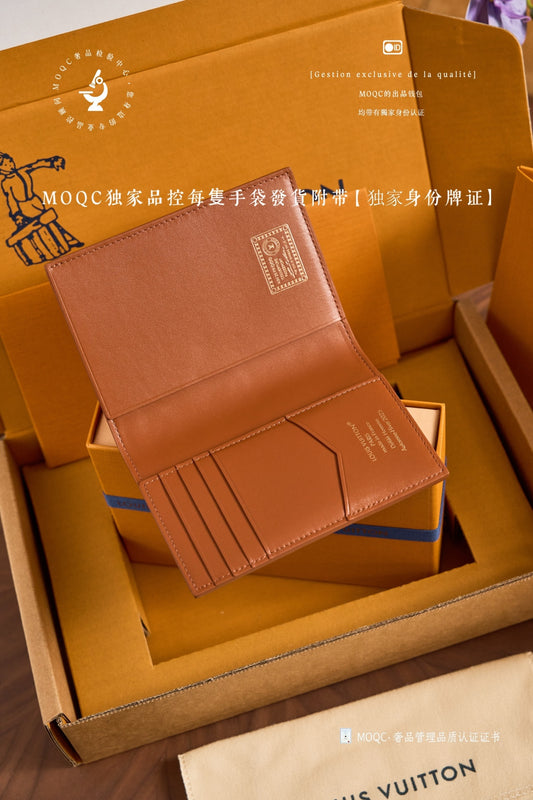 路L家- 𝑴𝟓𝟗卡夾包-國旗紅