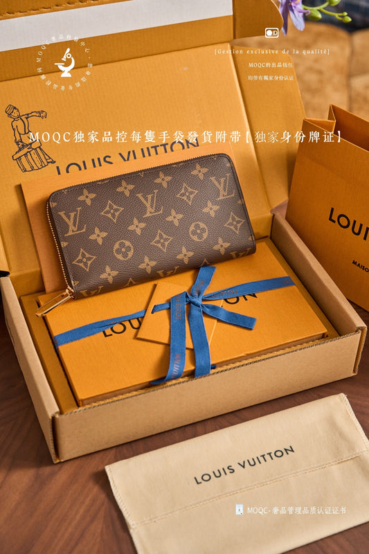 路L家-𝑴𝟒𝟏𝟖𝟗𝟓 長夾老花-酒紅色