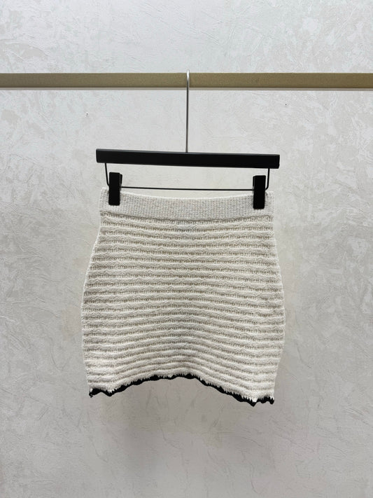 小香家-撞色蕾絲針織半裙 白色