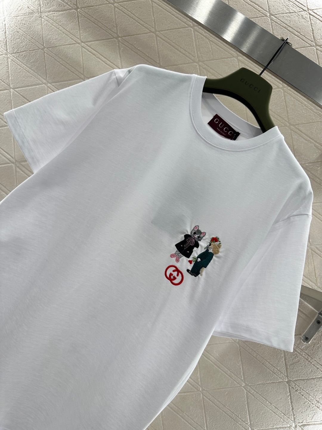 古G家-25圓領刺繡卡通標誌𝑇𝑒𝑒 白色