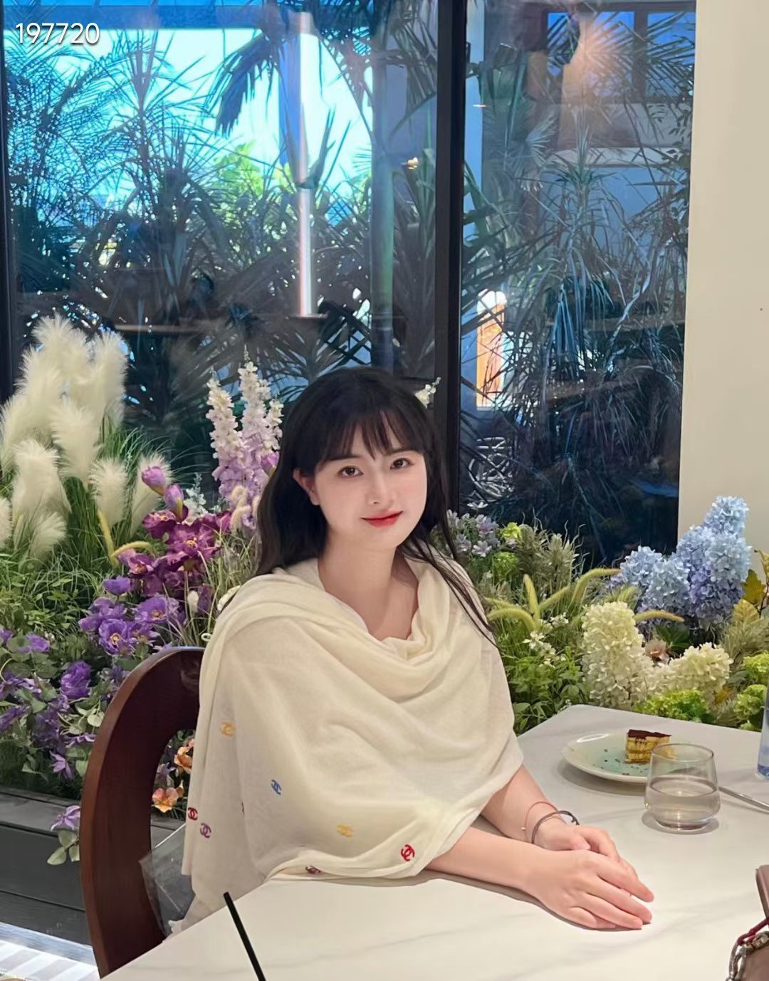 小香家-綿羊毛彩虹珠片 圍巾披肩 65cm*180cm