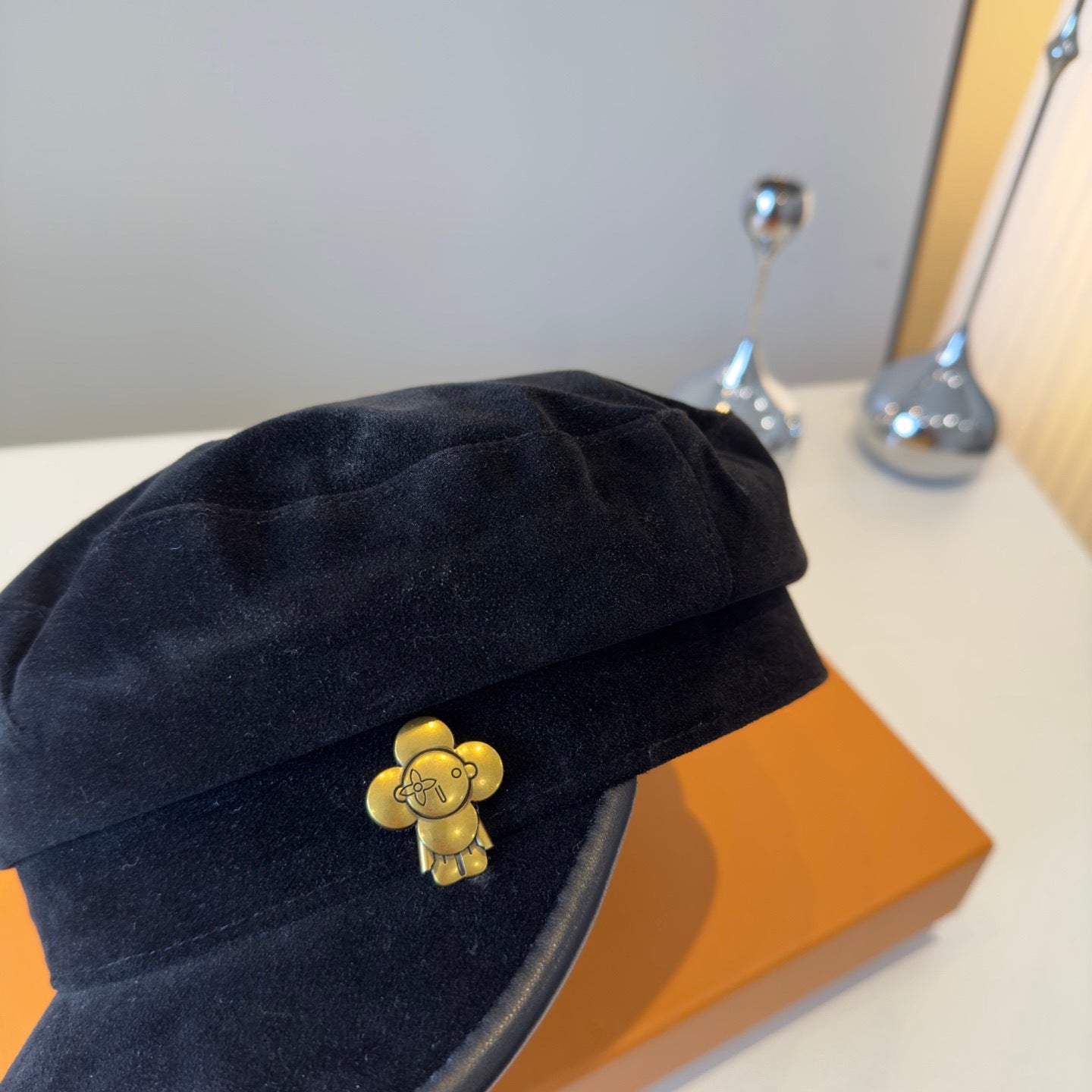 路L家-新款鴨舌帽軍帽-黑色